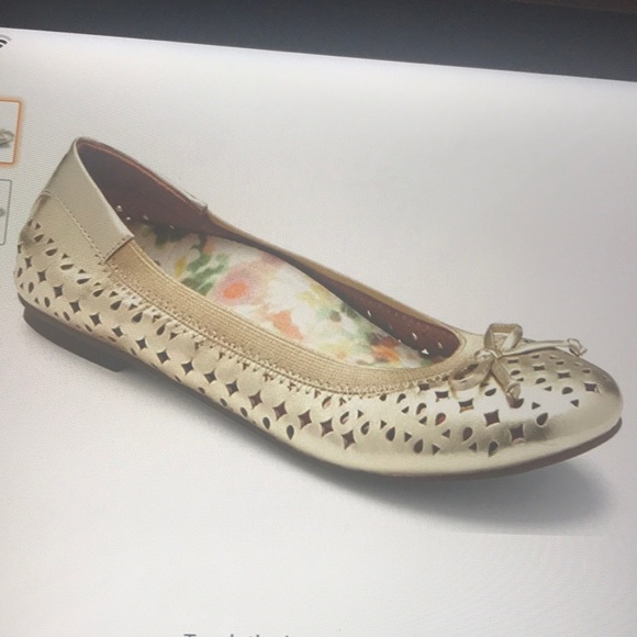 vionic spark surin flats